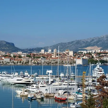 Bacvice Beach Apartments